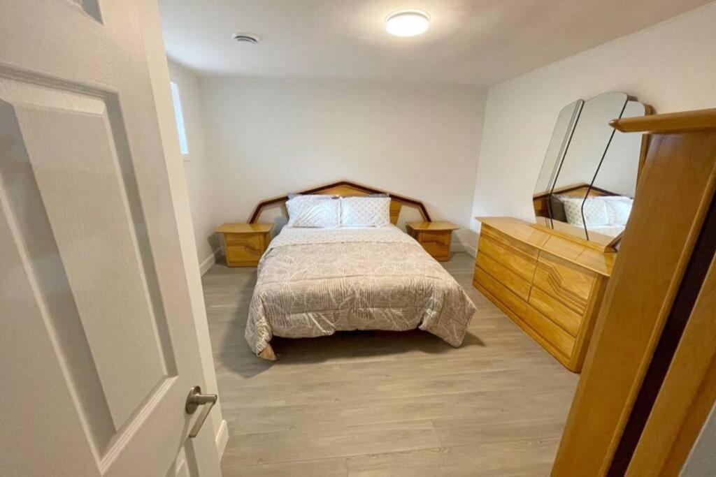 Stylish And Luxurious Apartment Basement Unit Longueuil Exterior photo